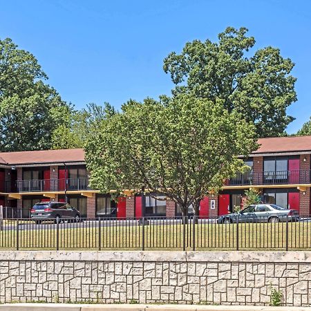 Super 8 By Wyndham Jessup/Baltimore Area Zewnętrze zdjęcie